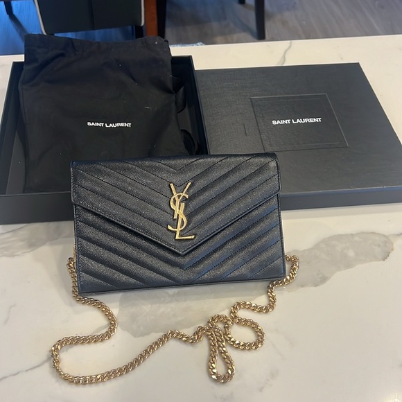 Beautiful great condition YSL black bag with gold chain . - Picture 3 of 5